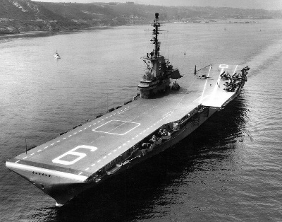Name:  USS-Essex-CV-9.jpg
Views: 226
Size:  57.0 KB