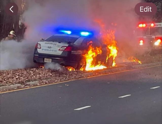 Name:  police-car-on-fire-on-reston-parkway-v0-2e6t5o4ox75c1.jpg
Views: 117
Size:  29.9 KB