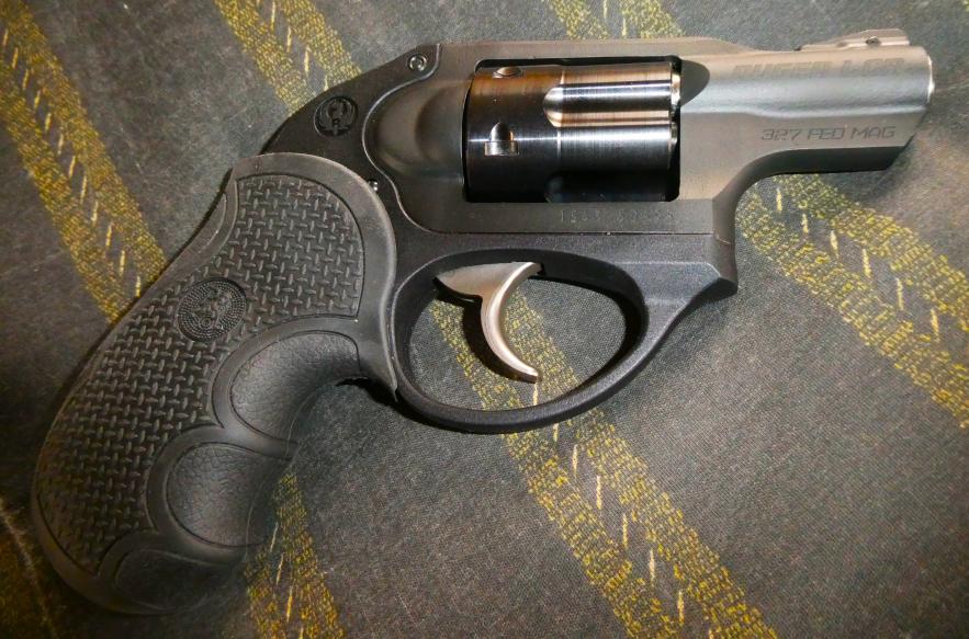 Name:  Ruger LCR .327 Pachmayr Diamond Pro (2).jpg
Views: 153
Size:  99.8 KB