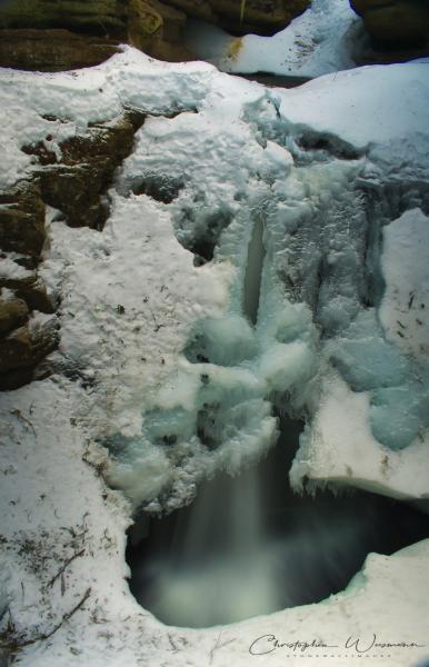 Name:  Sabbaday Falls, blue ice.jpg
Views: 466
Size:  37.9 KB