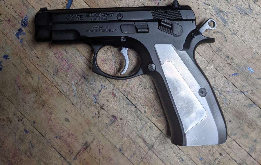 Name:  CZ75 Semi Compact.jpg
Views: 1110
Size:  86.3 KB