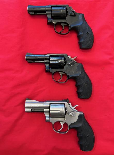 Name:  revolvers with 3 inch barrels - Copy.jpg
Views: 1947
Size:  26.6 KB