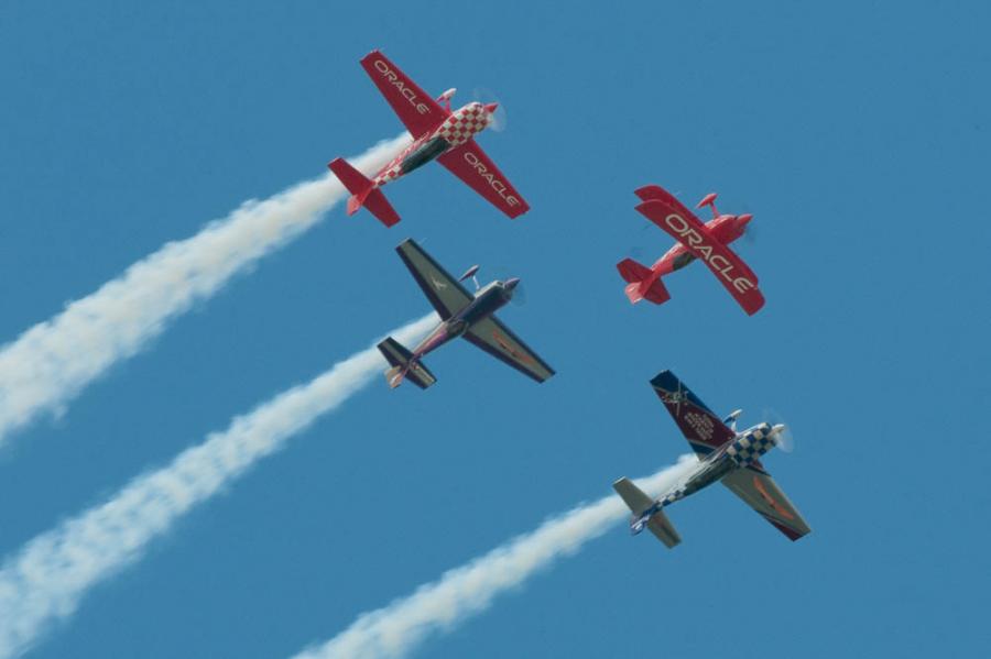 Name:  Collaborators_Airventure_2008.jpg
Views: 427
Size:  28.7 KB