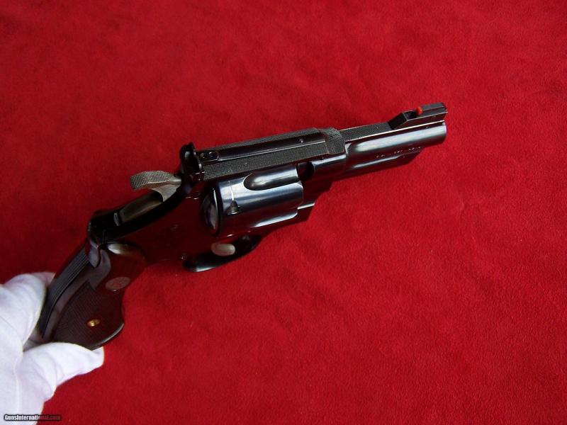 Name:  Smith-and-Wesson-3-1-2-Registered-Magnum-King-Sight-Smith-and-Wesson-44-Magnum_100811063_447_263.jpg
Views: 135
Size:  52.2 KB