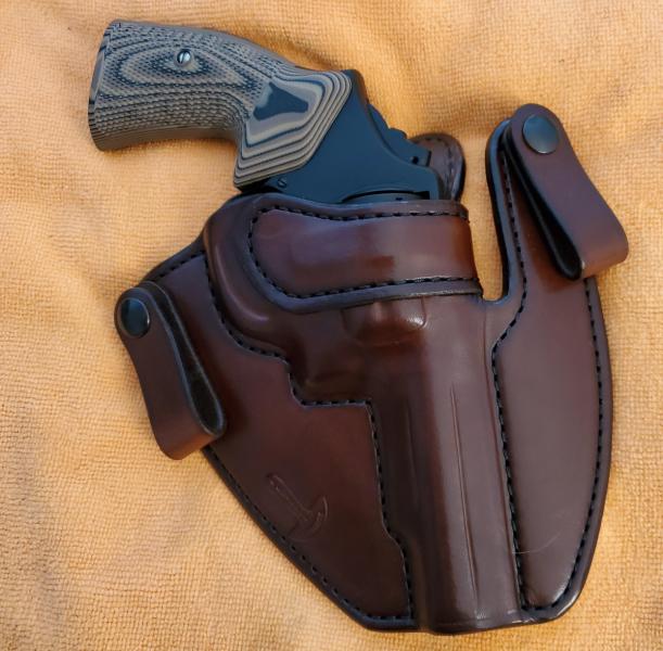 Name:  r grizzle holster k frame.jpg
Views: 388
Size:  54.2 KB